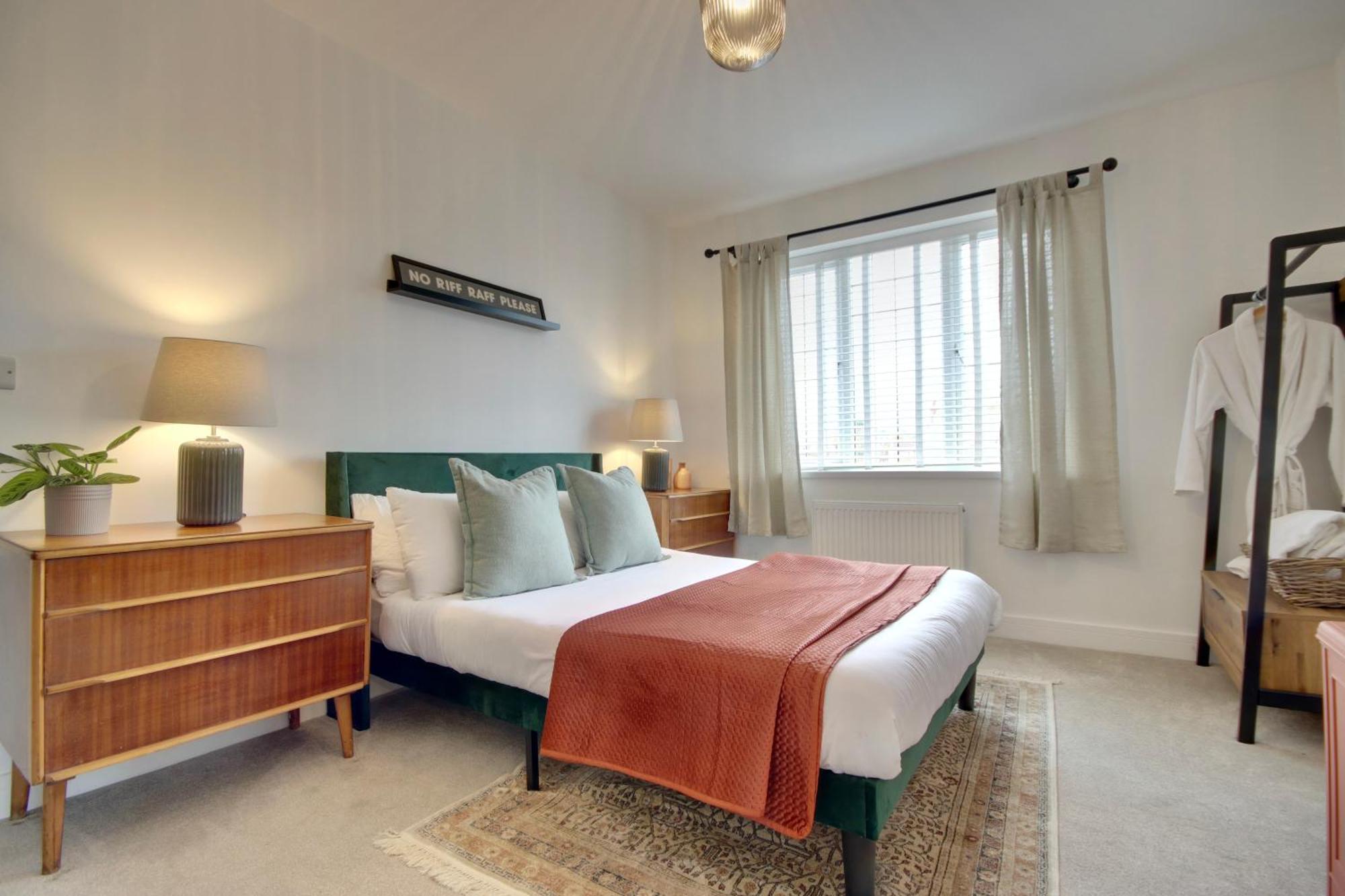 Clover Lodge Portsmouth Luxury Home With Off Road Free Parking Extérieur photo