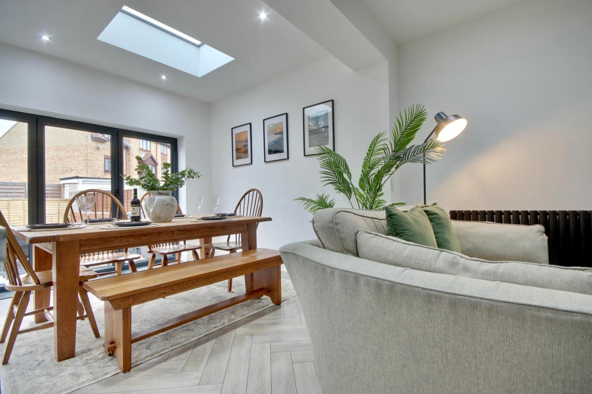 Clover Lodge Portsmouth Luxury Home With Off Road Free Parking Extérieur photo